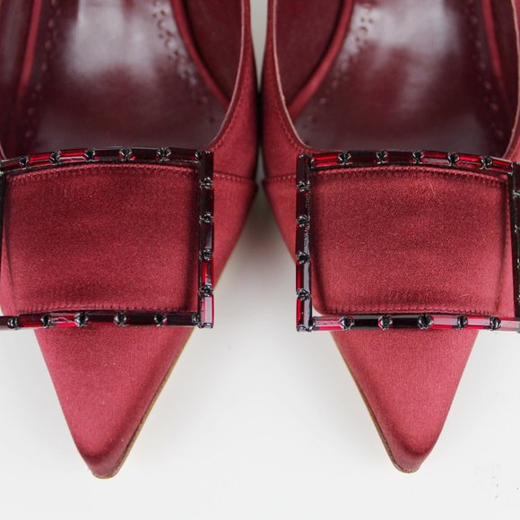 NEW MANOLO BLAHNIK Satin Slingback Pumps - Picture 9 of 12